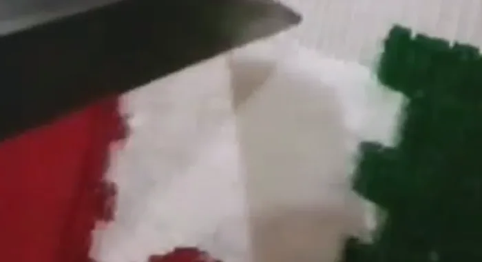 گلیم پرچم کهزادی